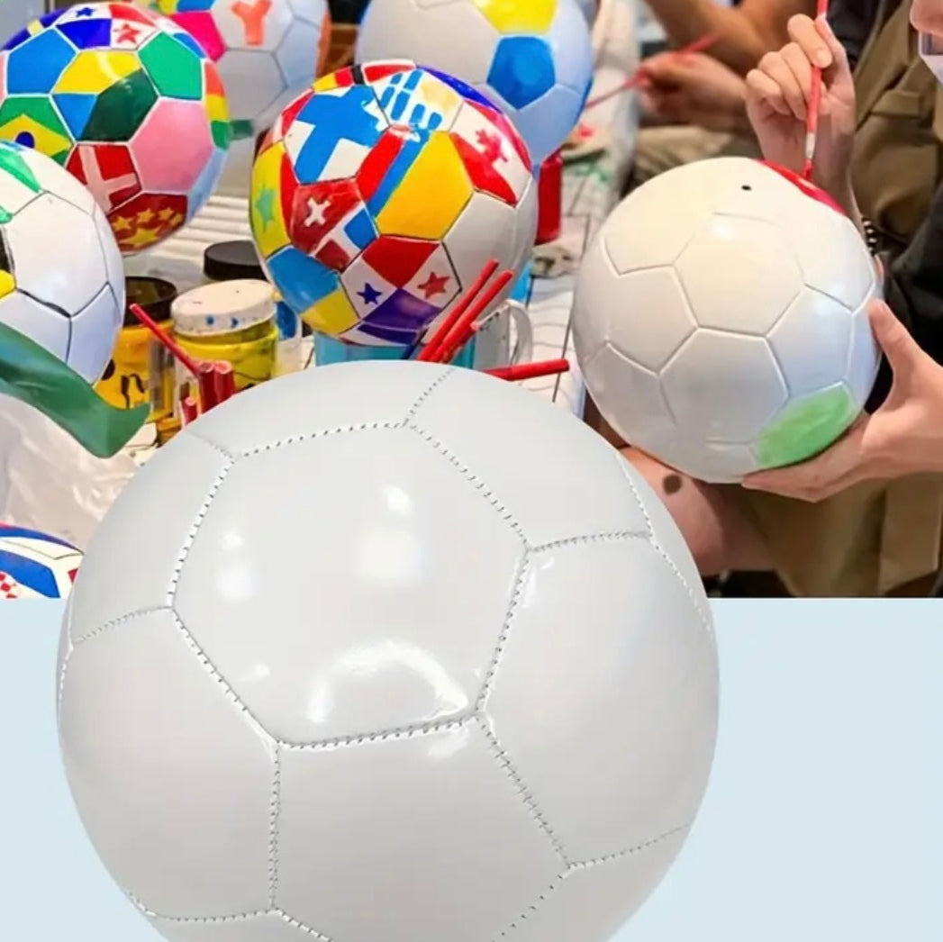 FOOTBALL AND CAP PAINTING KIT Main image